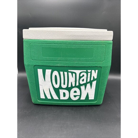 VTG Coleman Mountain Dew 16 QT Green & White Cooler Model 5274 USA, 1989 16 Pack - Picture 1 of 9